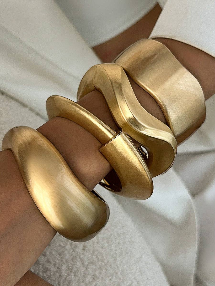 Bangles / Cuff Bracelets