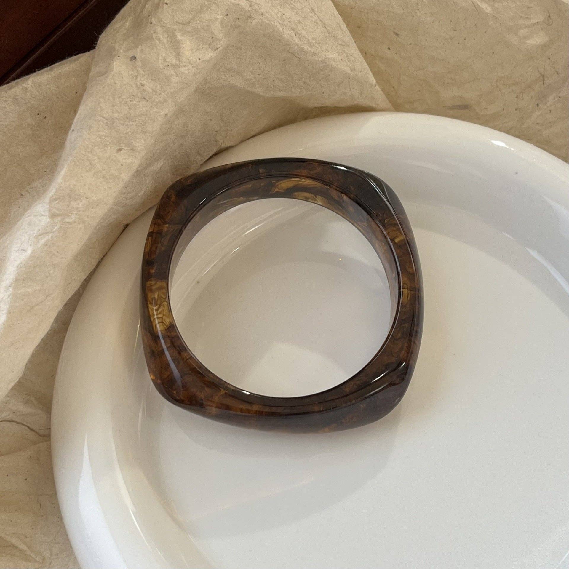 Geometric Ombre Resin Bangle Curved Acetate Contour S5P256