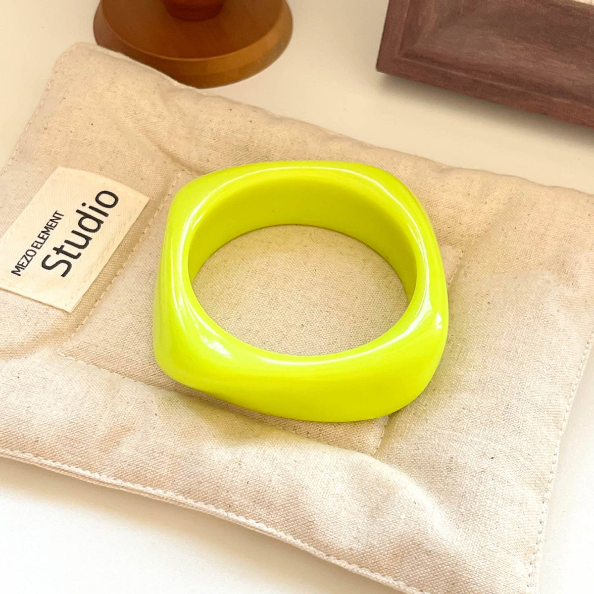 Geometric Ombre Resin Bangle Curved Acetate Contour S5P256
