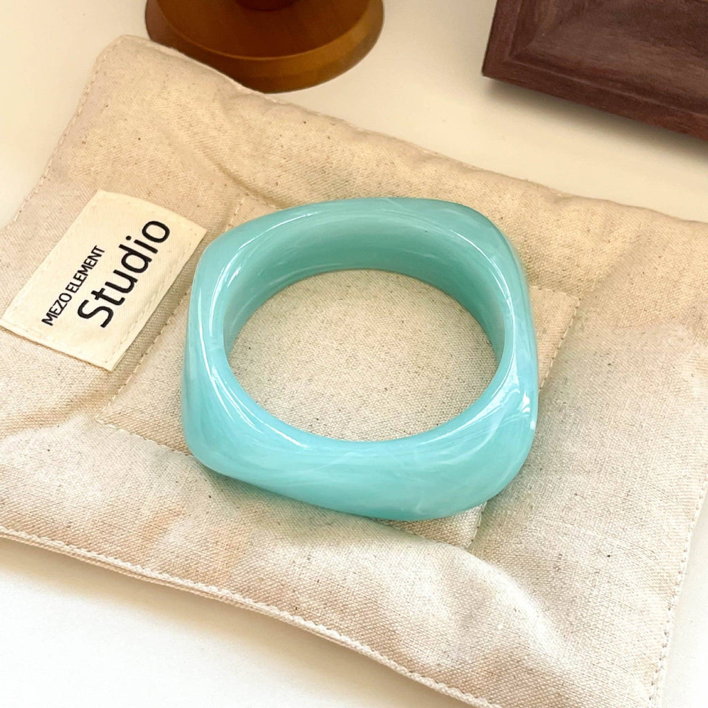 Geometric Ombre Resin Bangle Curved Acetate Contour S5P256