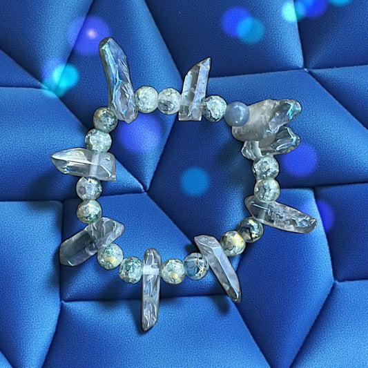 The Glacial Crown Glass Beaded Bracelet