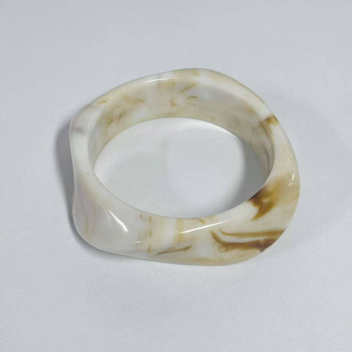 Geometric Ombre Resin Bangle Curved Acetate Contour S5P256