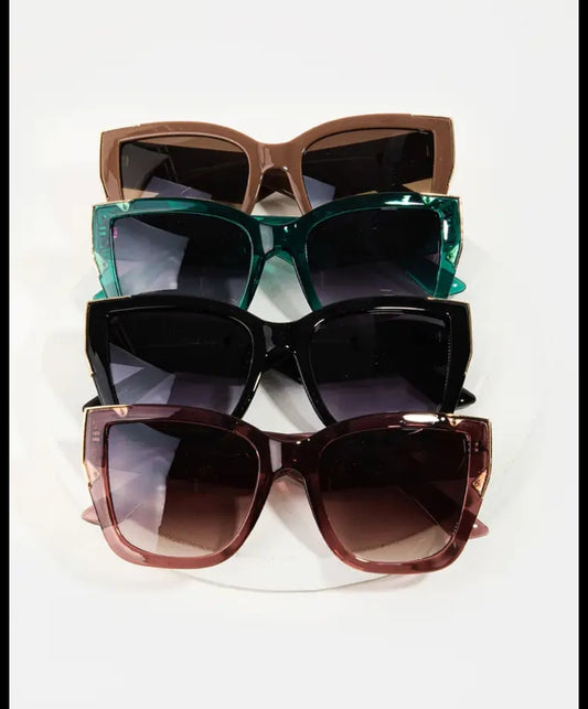 Haus Of Karma Oversized Cat Eye Sunglasses