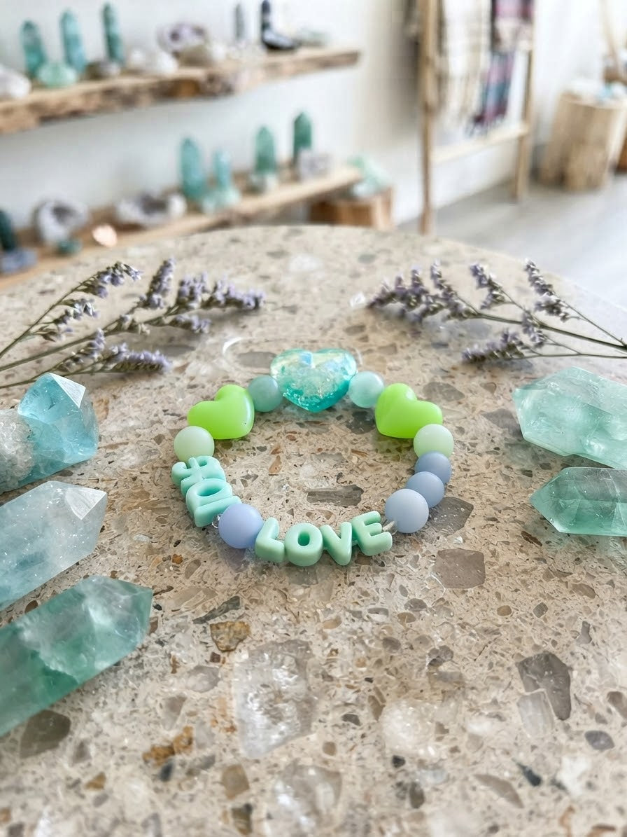 Kids' Mint Magic Heart & "LOVE" Stretch Bracelet – Haus Of Karma